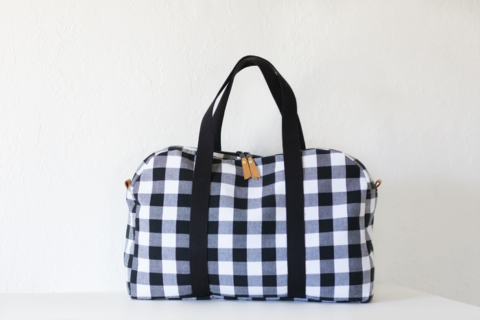 checked travel duffle sewing pattern
